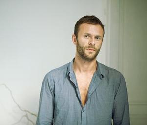 Daze_maxim_2009