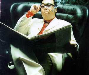 Fantastic_plastic_machine_fpmchair