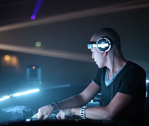 Headhunterz_sensation_black