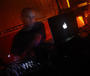 Human_mesh_dance