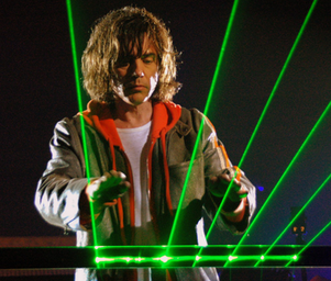 Jean_michel_jarre_02