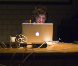 Jodi_cave_cavelaptop1