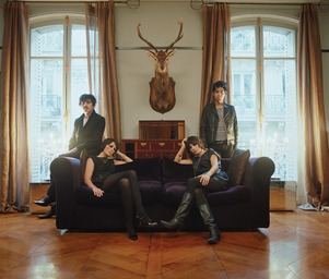 Ladytron_deer