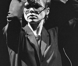 Laurie_anderson_19_laurie_anderson_1982