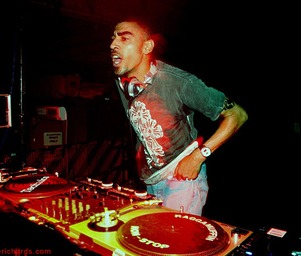 Leeroy_thornhill_leeroy_live_at_bangface