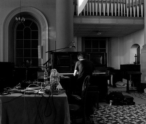 Library_tapes_live_in_leeds_ho