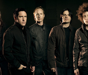 Nine_inch_nails_nin_official_lits_08