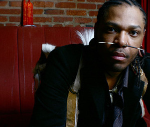 Osunlade_at_the_lounge