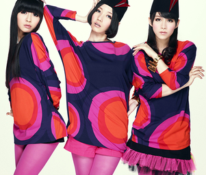 Perfume_promo_pic_hq