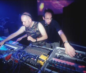 Acid_junkies_ajwyneken_019