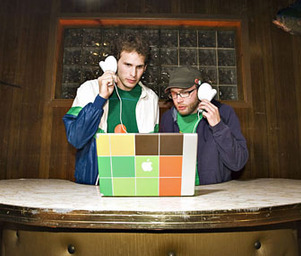 The_hood_internet_hoodphones