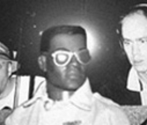 Tino_jack_dangers_a_plastic_do