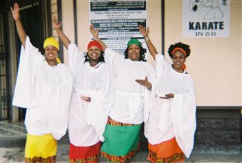Laini Kuumba Ngoma Troupe