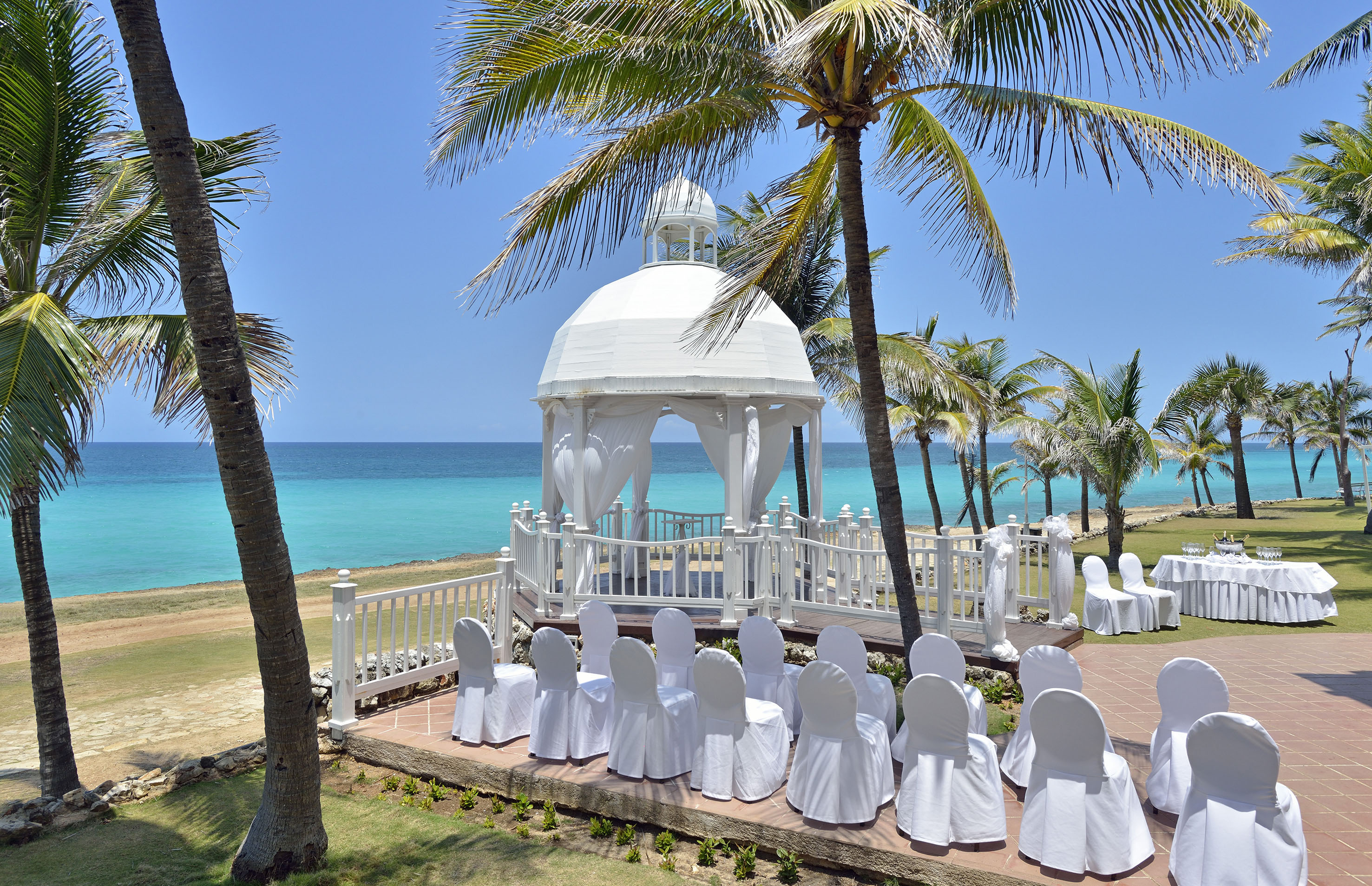 Why is Meliá Hotels our Favourite Option for Destination Weddings in Cuba?