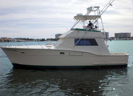 43' Hatteras Convertible - Cutting Edge