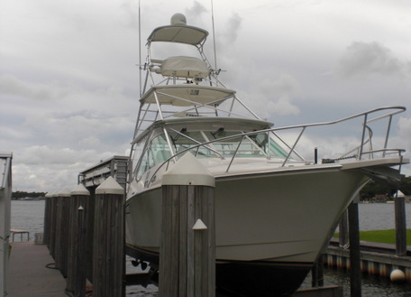 35' Cabo Express-Resort Court
