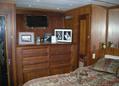 64' Hatteras Motor Yacht-Overtime_17