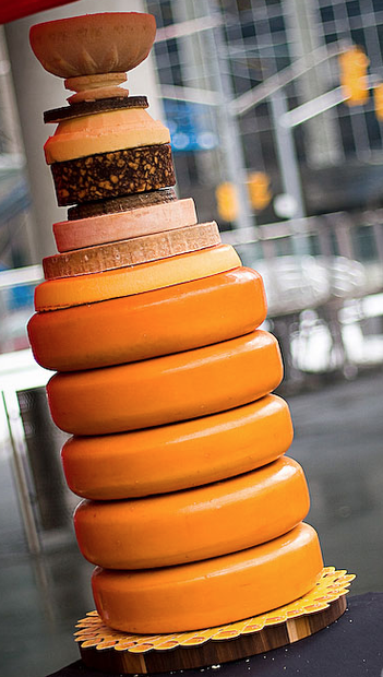 6762-stanleycup_in_cheese