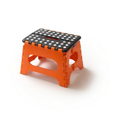 Kikkerland Easy-Fold Step Stool 