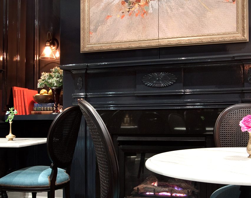 Lantern’s Keep New York Cocktail Bars Iroquois New York