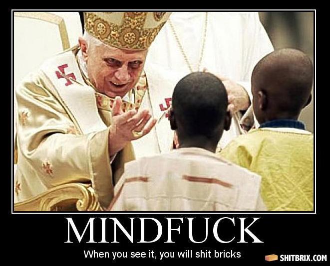 MINDFUCKS, DECIFRE-OS. - Página 2 The-pope-38047