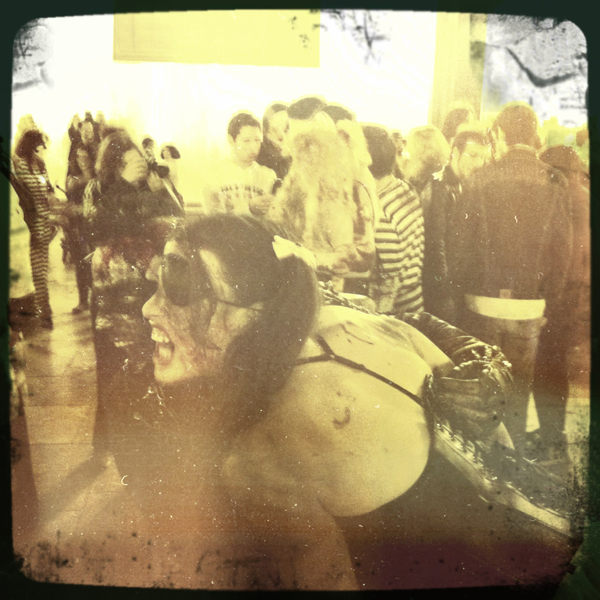 Hip 341608025.509804