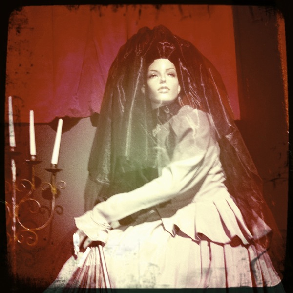 Hip 317438122.853722