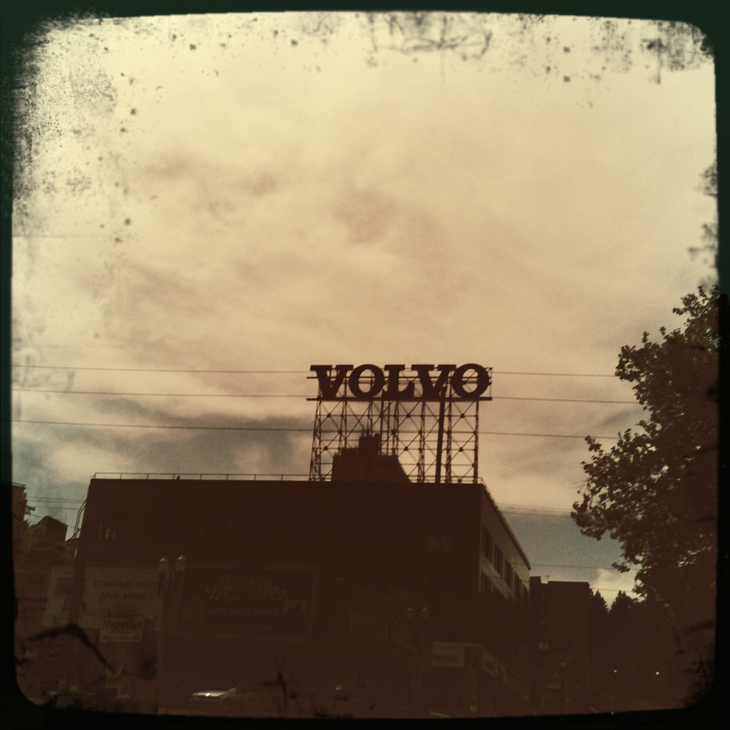 4619597244 e608068c33 b