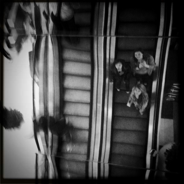 Hip 334436906.851743