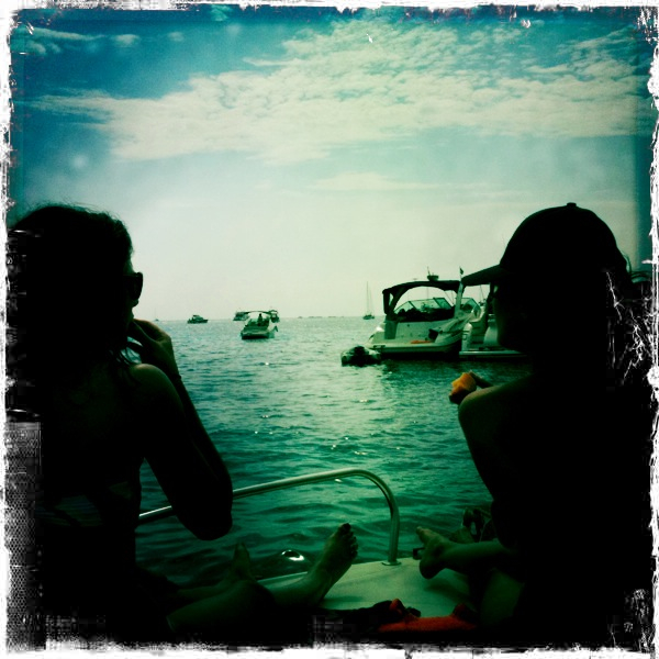 Hip 335005703.828409