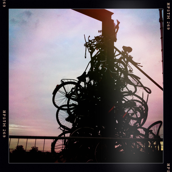 Hip 335209831.757775