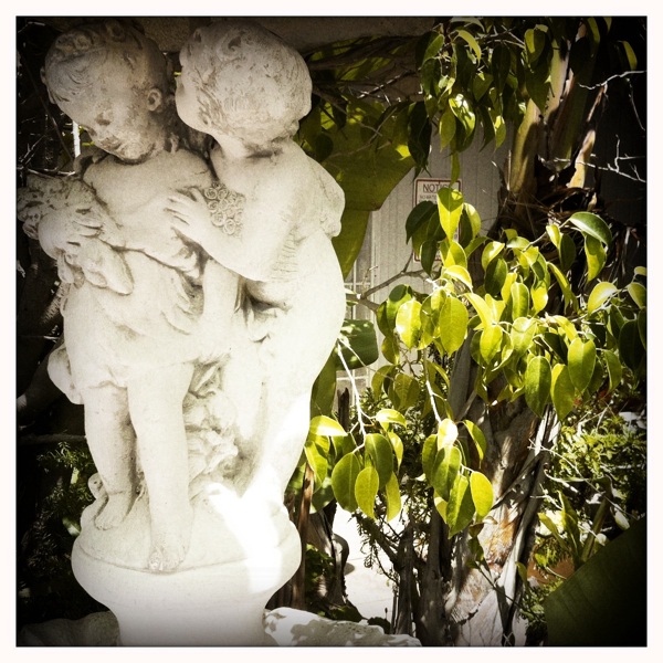 Hip 335218714.346932