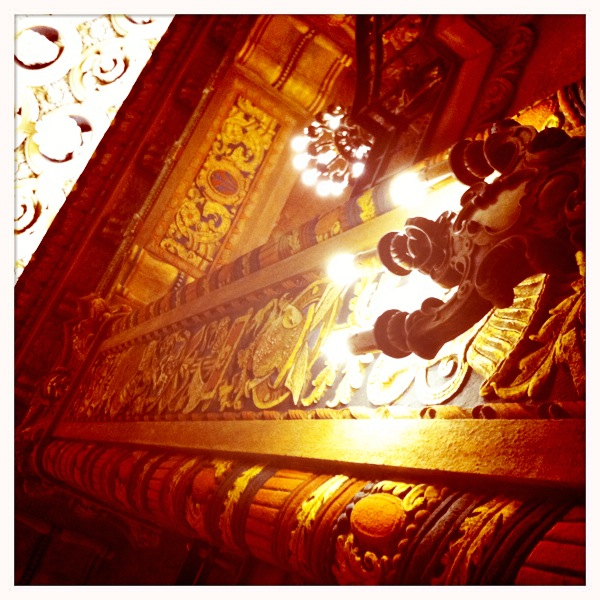 Hip 335383272.692738