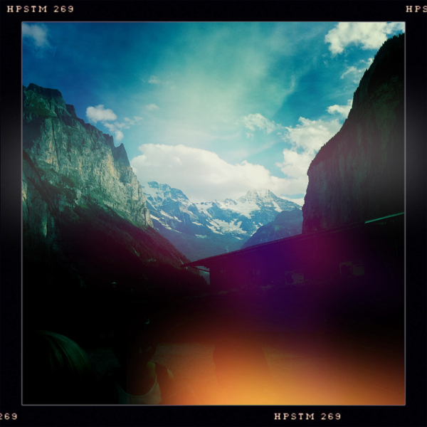 Hip 332526400.306885