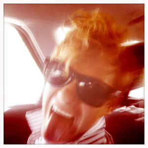 Hip 332337811.976428