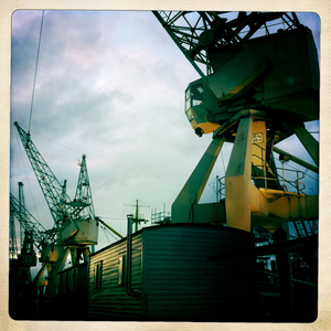 Hip 328217105.074500