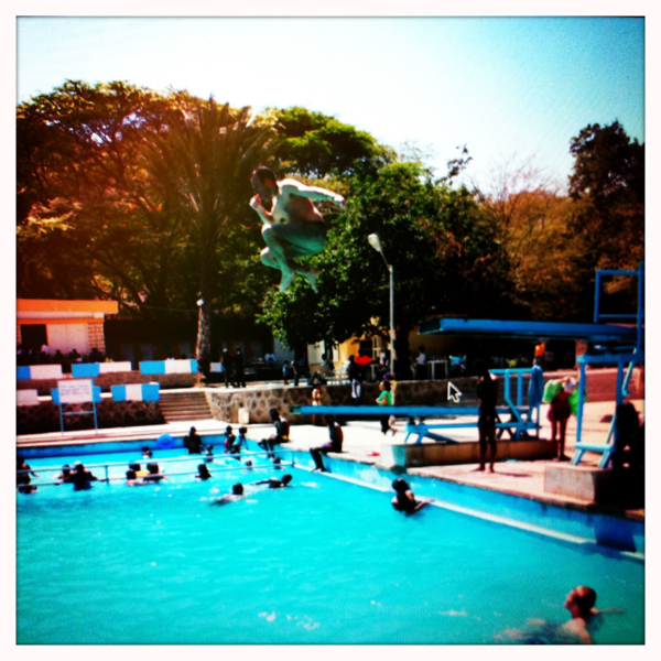 Hip 323003360.439492