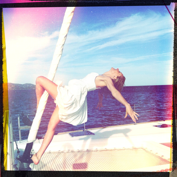 Hip 329504082.328810