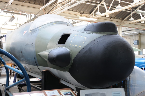 English Electric Canberra (electronic counter measures)