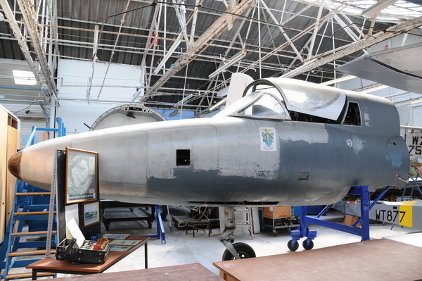 Hawker Hunter T12