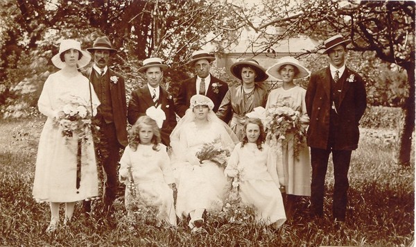 Wedding in Lutton, Lincs., 1919