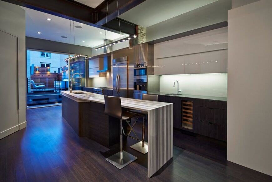 34 Fantastic Kitchen Islands with Sinks