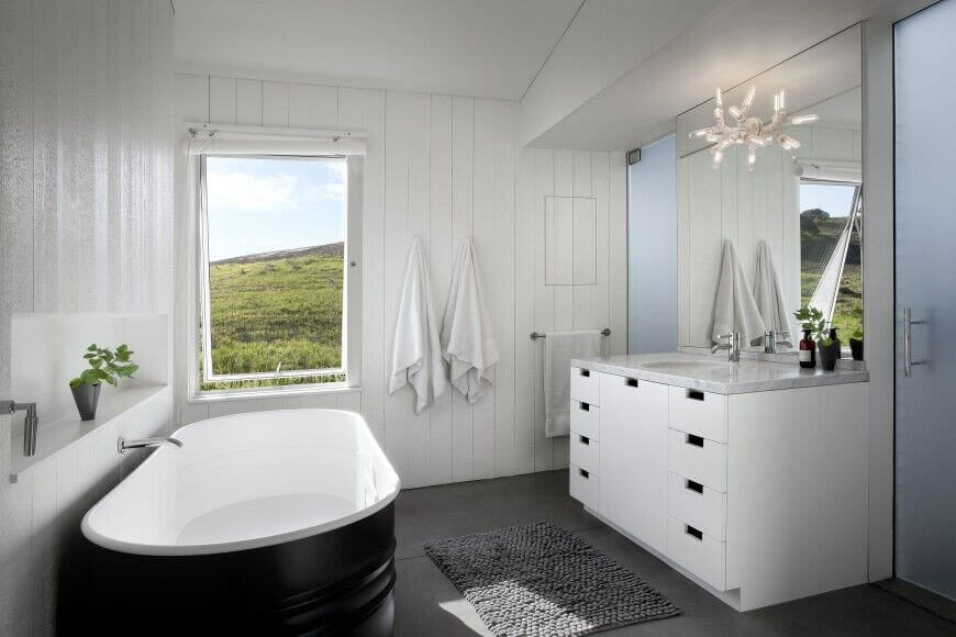 Swivel Window Next to Bathtub Swivel Window Next to Bathtub