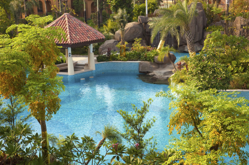 34 Glorious Pool Gazebo Ideas