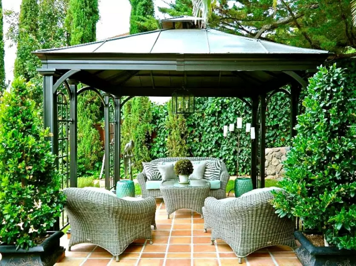 34 Metal Gazebo Ideas To Enhance Your Yard And Garden With Style