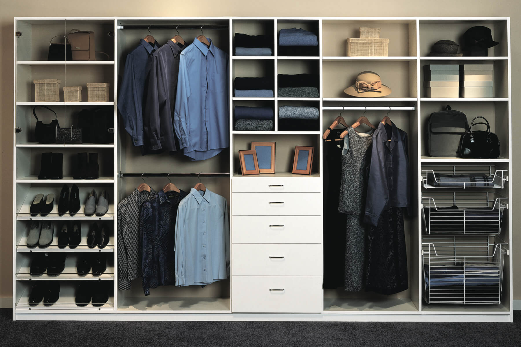 67 ReachIn and WalkIn Bedroom Closet Storage Systems