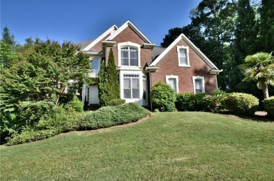 Contemporary Suburban Starter Home in Atlanta