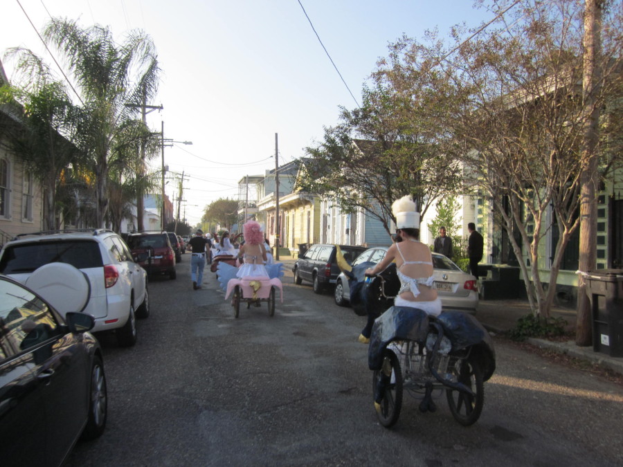 CarnivOil_Parade_Bywater_Bikes