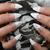 Mid_nagels_voor_trouwgids_2012