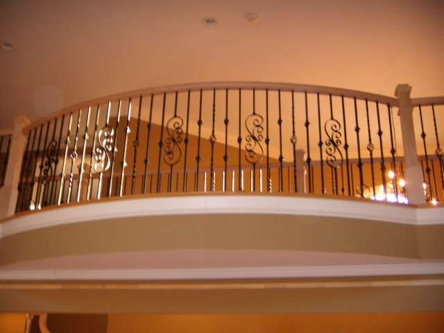 Long-balcony